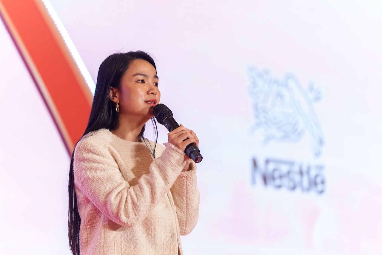 2-ba-le-tu-quynh-giam-doc-nganh-hang-dinh-duong-tre-so-sinh-va-tre-nho-nestle-viet-nam-chia-se-tai-su-kien-1760330300.jpg