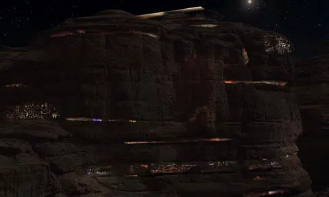 Khách sạn trong vách đá sa thạch