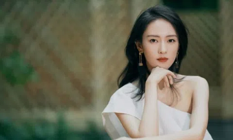 Đồng Dao 'chỉ điểm' 5 màu son tôn da cho phụ nữ ngoài 30