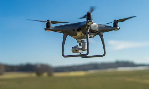 Người sử dụng các thiết bị bay không người lái như Flycam, Drone, UAV... cần lưu ý