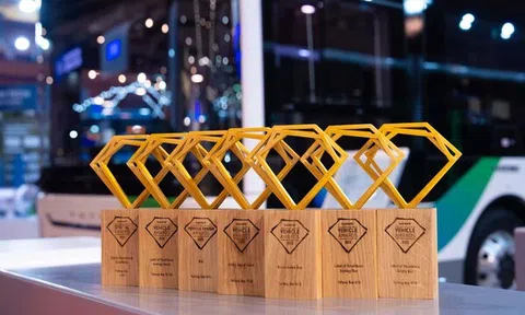 Yutong ra mắt công nghệ EV Long-Life Tech tại Busworld Europe 2025, giành bảy giải thưởng lớn