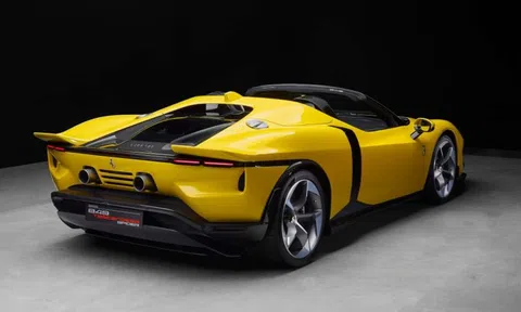 CEO Ferrari nói lý do khách hàng phải đợi 2 năm mới được nhận xe