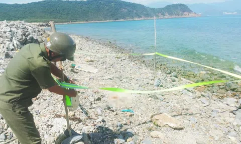 Phát hiện đoạn chân người dạt vào bãi biển ở Khánh Hòa