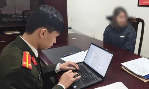 Xử phạt người đăng tin sai sự thật về 'cấm xe tải' để bán giấy đi đường