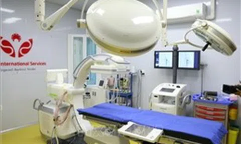 Bố trí nguồn lực và hoàn thiện cơ chế, chính sách để gỡ khó cho y tế cơ sở