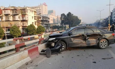 Giải pháp nào xóa 'điểm đen' tai nạn giao thông ở cầu vượt Ngã Tư Vọng