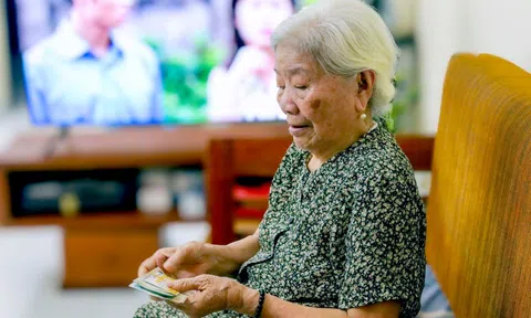 Chi trả gộp lương hưu, trợ cấp, quà Tết từ 3-2