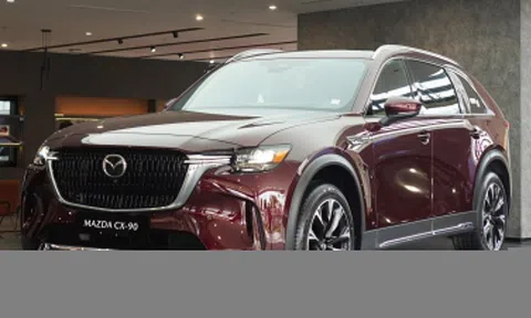 Mazda CX-90 nhận cọc, giá dự kiến 'khó' dưới 2,5 tỷ đồng