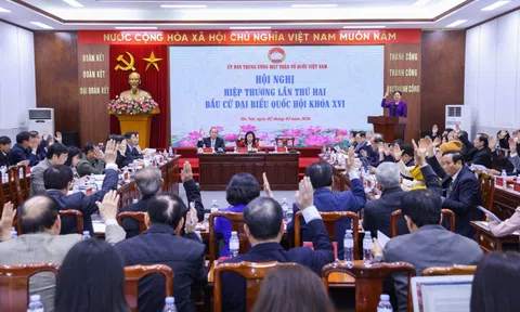 Thống nhất danh sách 217 người ở Trung ương được giới thiệu ứng cử ĐBQH