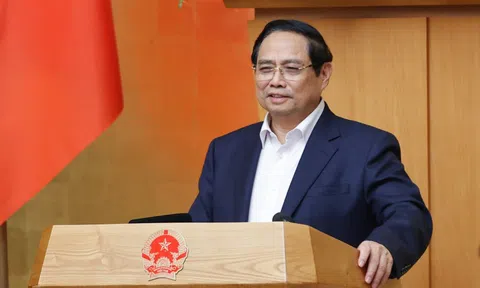 Thủ tướng: Nỗ lực ngay từ ngày đầu, tháng đầu, quý đầu để tăng trưởng 2 con số