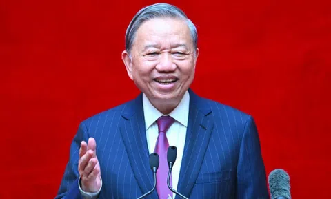 Tổng Bí thư Tô Lâm gặp mặt cán bộ công an cấp cao qua các thời kỳ