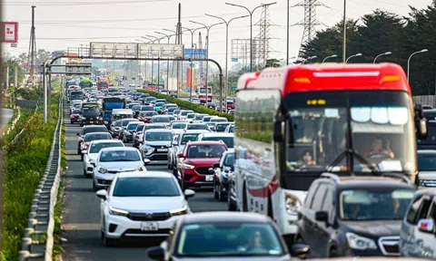 Để ngày xuân được sum vầy