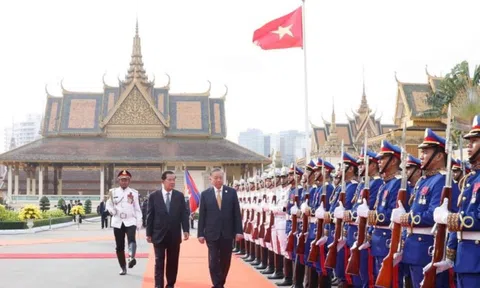 Lễ đón trọng thể Tổng Bí thư Tô Lâm thăm Campuchia