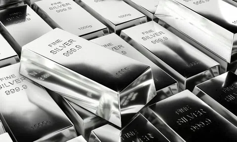 Giá bạc hôm nay 9/2, giữ đà phục hồi theo thế giới, bạc thỏi quay lại mốc 93 triệu đồng/kg