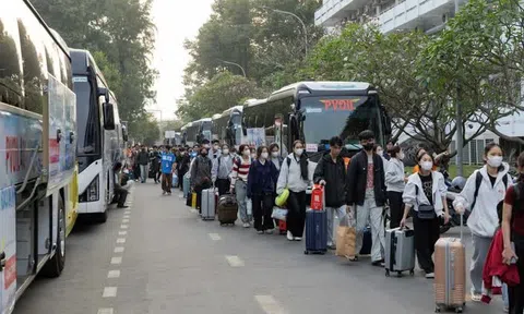 Những vòng xe nhân văn