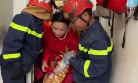 Cứu cô dâu, chú rể kẹt thang máy ngay trước giờ rước dâu ở TP.HCM