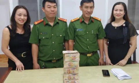 Bỗng dưng nhận gần 1 tỷ đồng, được công an hỗ trợ trả lại