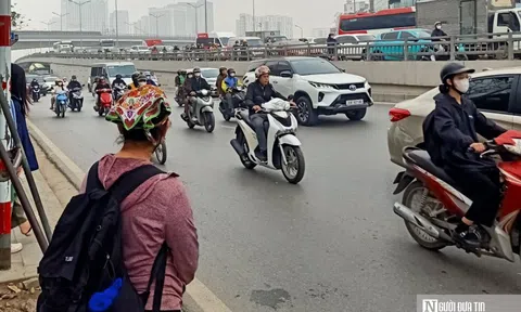 Tết xa nhà: Khi ví tiền quyết định chuyến về quê