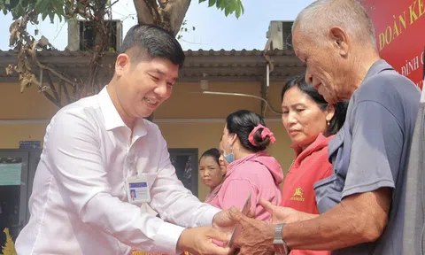 Sẻ chia ấm áp, chăm lo Tết tại xã Củ Chi, Bình Lợi, Bình Chánh