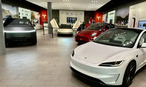 Doanh số xe điện tại Mỹ 'tụt dốc' lần đầu trong vòng 10 năm