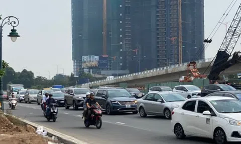 Cao tốc TP.HCM - Long Thành - Dầu Giây ùn tắc kéo dài