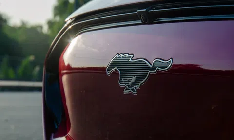 Năm ngựa nói chuyện mã lực - thuật ngữ 'bất tử' trong ngành ôtô