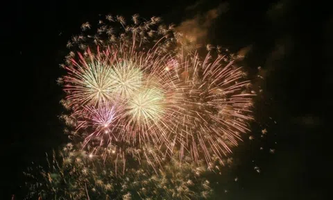 Quảng Ngãi: Bắn pháo hoa 4 điểm mừng Tết Nguyên đán 2023