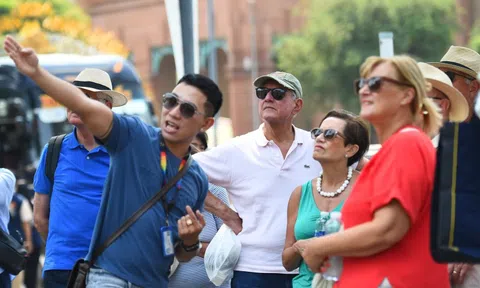 Tin tức sáng 23-2: Doanh thu du lịch TP.HCM đạt 12.150 tỉ đồng trong kỳ nghỉ Tết