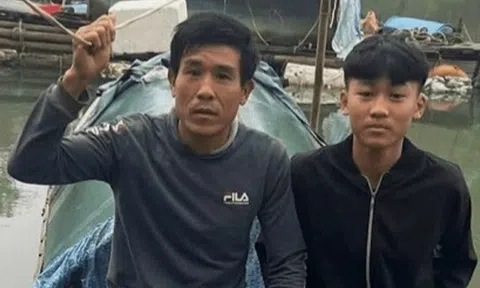 Hai cha con cứu 3 người trong vụ lật đò trên sông Gianh được khen thưởng