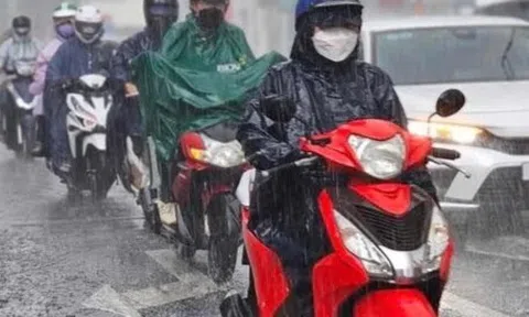 Miền Nam mưa lớn trái mùa, miền Bắc mưa dông cục bộ trong hai ngày