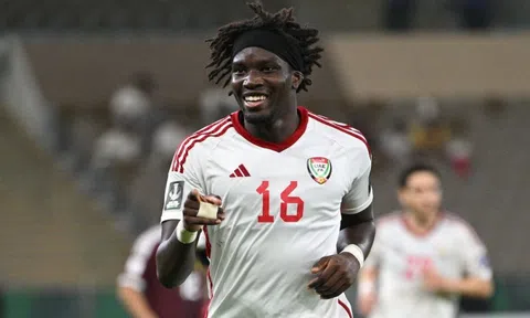 Fan Việt săn tìm Junior Ndiaye của UAE