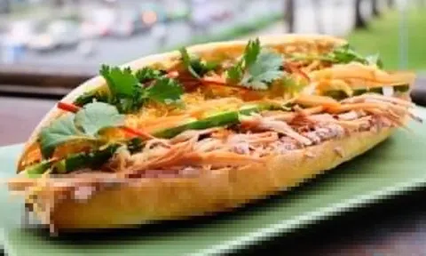 19 người nghi ngộ độc do ăn bánh mì Hồng Ngọc