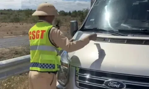 Xe khách chở quá 12 người, bị phạt 90 triệu