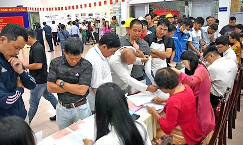 Bầu chọn đại biểu 'đúng quy trình' và 'đúng lòng dân'