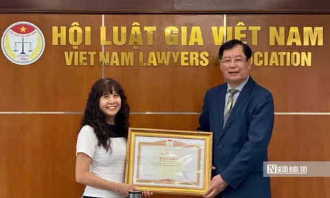 Người đầu tiên của Tổ chức Bánh mỳ cho thế giới nhận Bằng khen từ Hội Luật gia Việt Nam