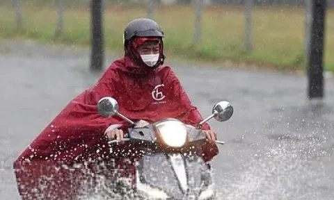 Dự báo thời tiết ngày 5/3: TP.HCM mưa trái mùa, miền Bắc hửng nắng