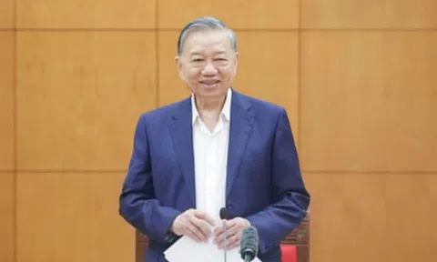 Khắc phục tình trạng thừa người quen việc cũ, thiếu người làm việc mới