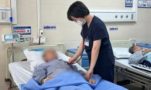 Nhờ người truyền dịch tại nhà, hai người phụ nữ ở Phú Thọ nguy kịch