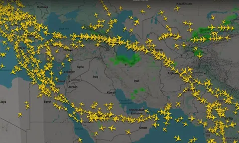 Khoảng trống mênh mông trên bầu trời Trung Đông