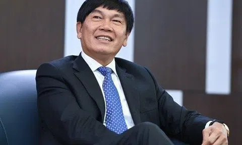 Cổ phiếu của tỷ phú Trần Đình Long làm một điều chưa từng có trong gần 1 năm