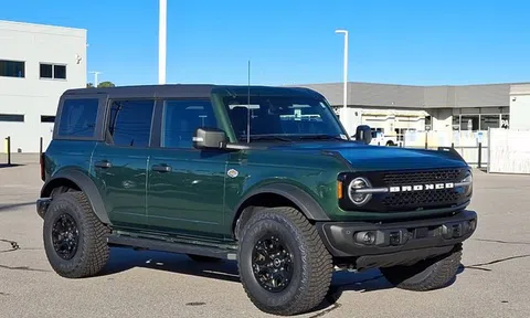 Ford triệu hồi 1,74 triệu xe tại Mỹ do lỗi camera lùi