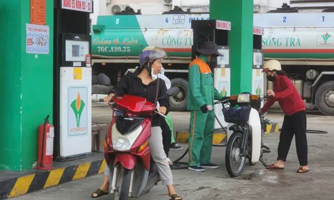 Quảng Ngãi công bố đường dây nóng 24/7 theo dõi việc bán xăng dầu