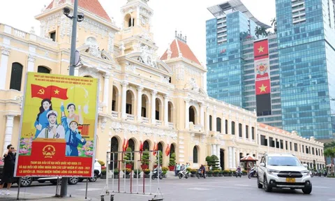 TP.HCM: Vận hành 'điểm bầu cử xanh', đưa đón cử tri đi bỏ phiếu