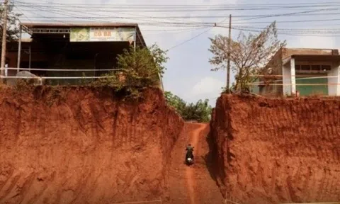 Đồng Nai yêu cầu chủ đầu tư xin lỗi dân, xử lý vụ 8 nhà bị 'treo cao'