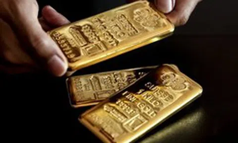 Quỹ vàng lớn nhất thế giới “xả” hàng 5 ngày liên tiếp