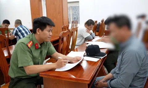 Gần 80 người bị Mỹ trục xuất, bàn giao về TP.HCM