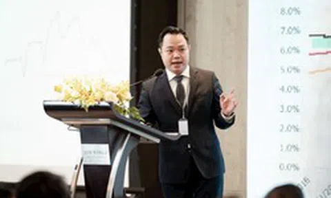 Lãi suất tăng nhanh, chuyên gia FIDT điều chỉnh dự báo sau hai tháng