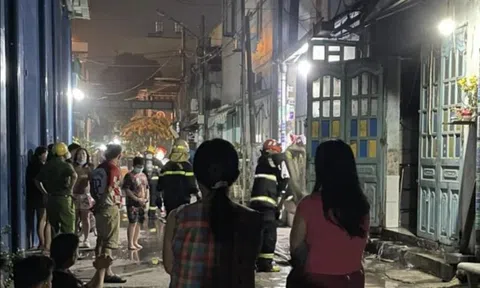 Cháy quán cơm chay ở TP.HCM, hai mẹ con tử vong