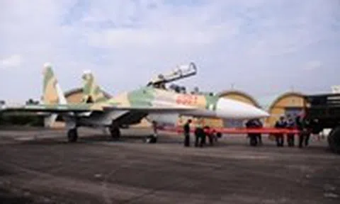 Chuyện chưa kể nhà máy sửa tiêm kích hiện đại Việt Nam: Kỳ 1: Ba lô bộ đội tới nhà máy sửa tiêm kích