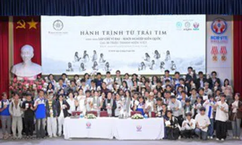 'Hành trình từ trái tim' của Trung Nguyên Legend lan tỏa tri thức và khát vọng cho hơn 30 triệu thanh niên